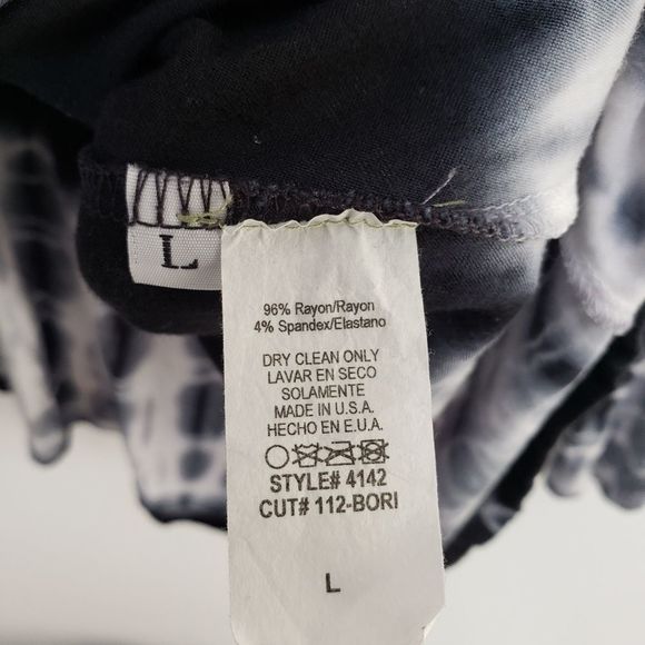 G Scent Tie Dye Hem Scoop Neck Top Size Large - Picture 5 of 5